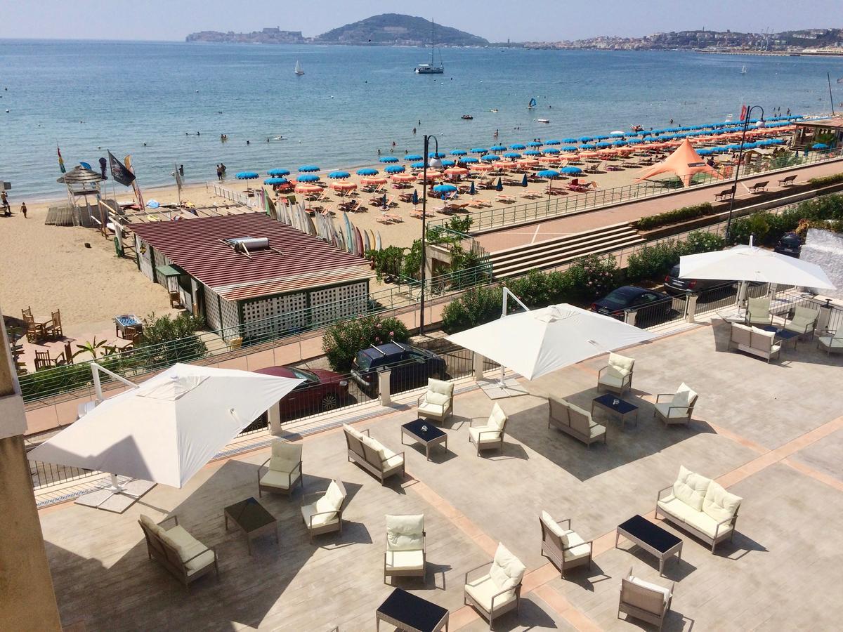 Klaton Beach Hotel Formia Bagian luar foto