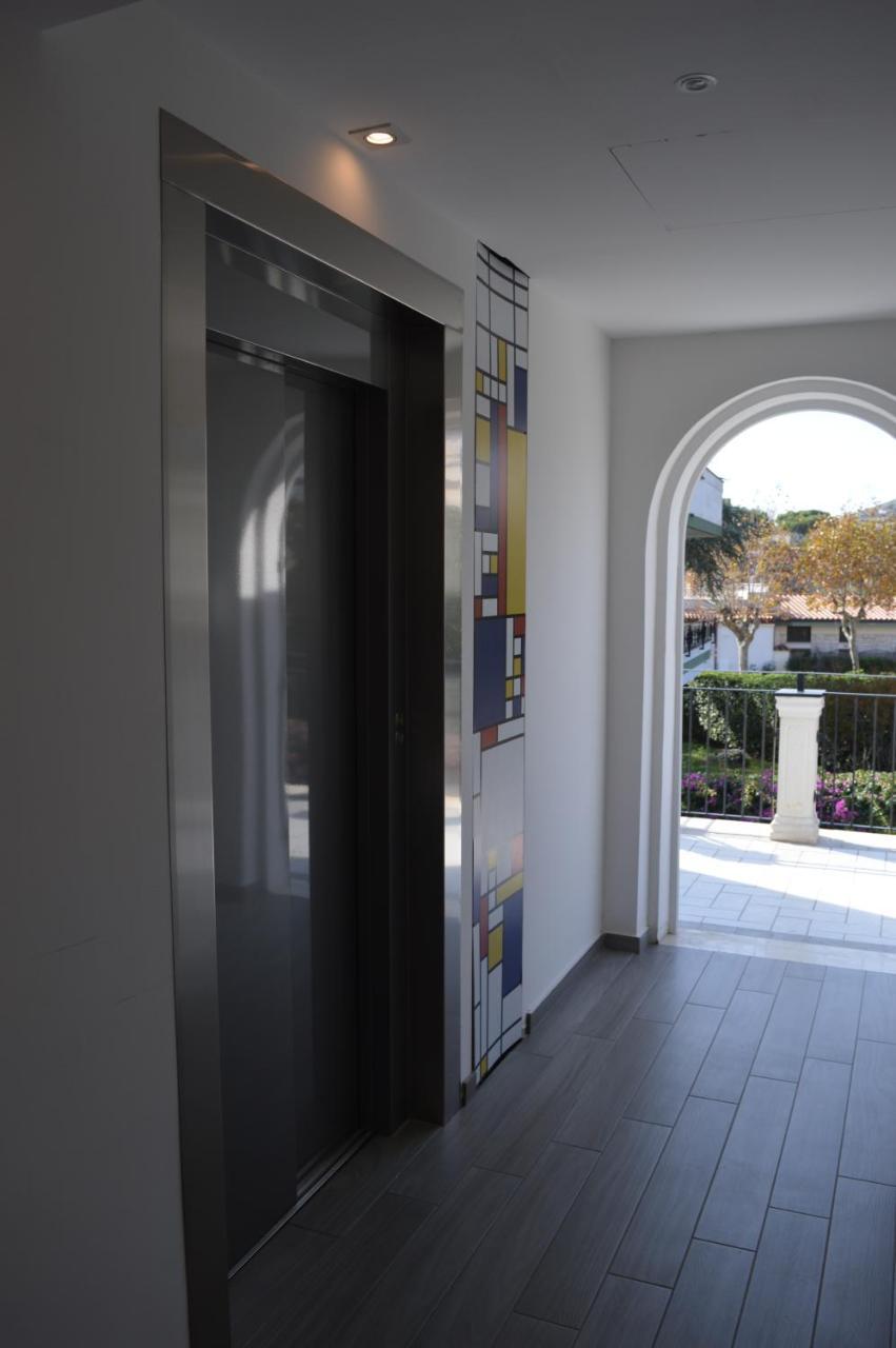Klaton Beach Hotel Formia Bagian luar foto